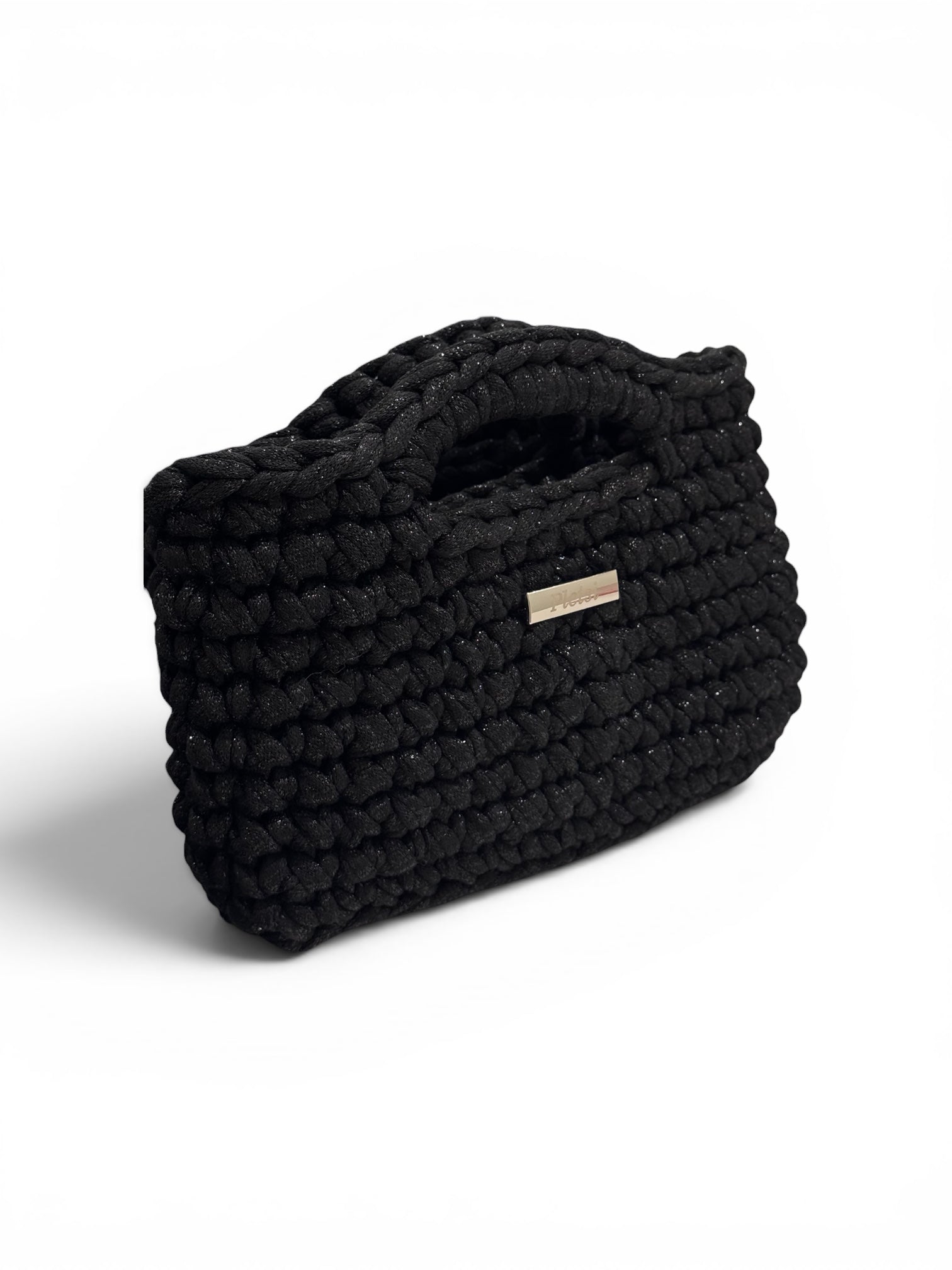 Basics Black shiny